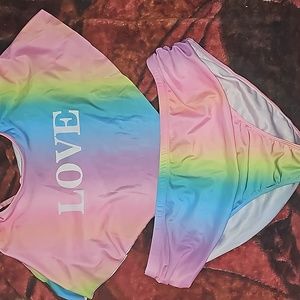 2 piece bathing suit size 4x but runs smaller  Never worn